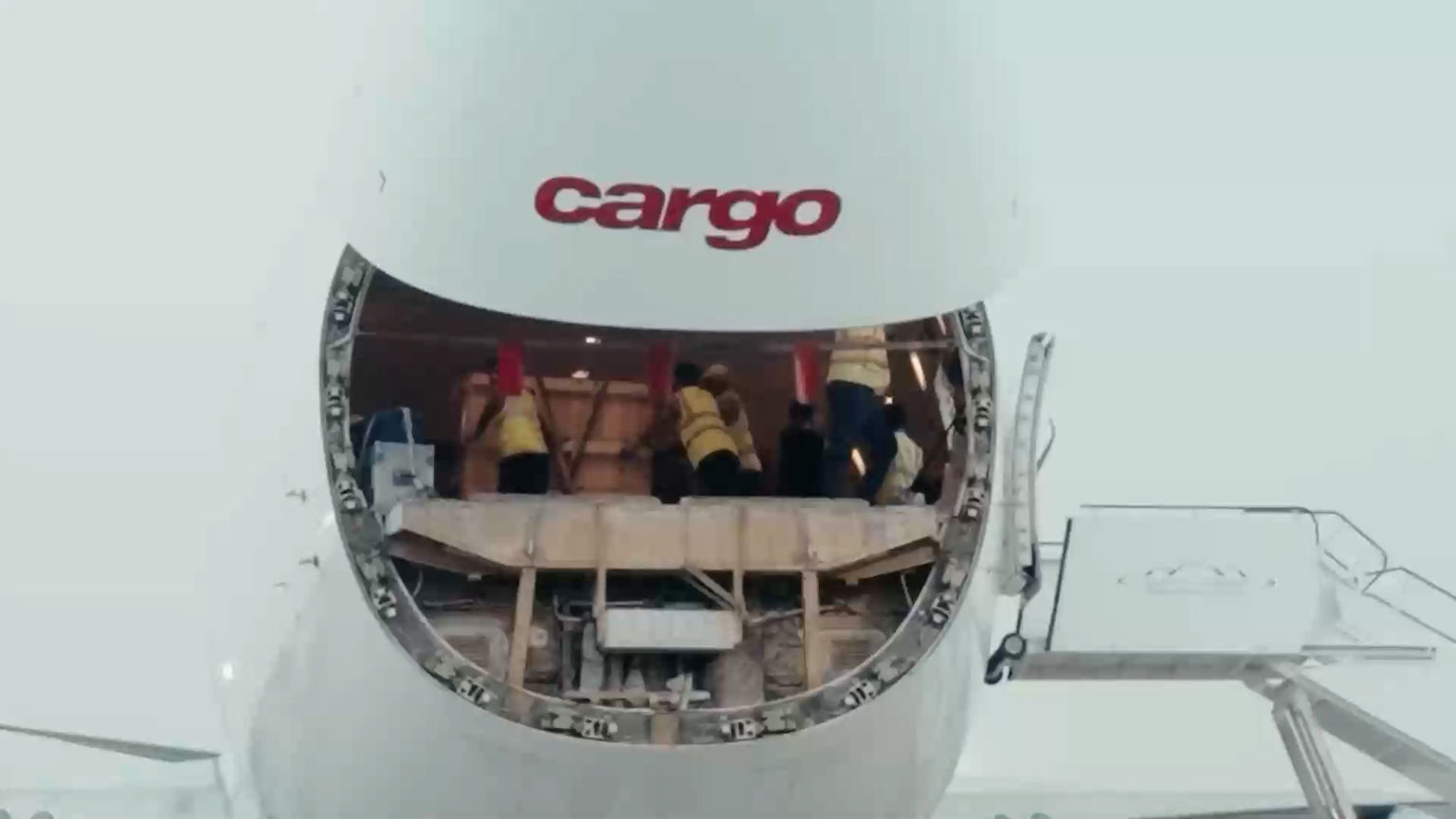 Sharjah Airport Hero Section Thumbnail